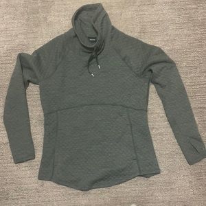 Marmot quilted pullover